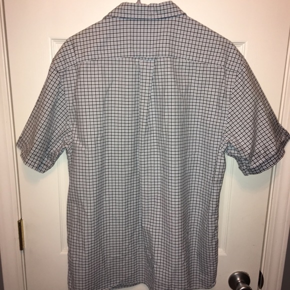 Men’s size Large button down shirt - Picture 2 of 3